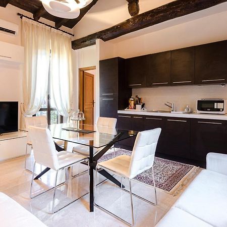 Begatto Apartment, Nel Cuore Del Centro Storico Bologna Luaran gambar